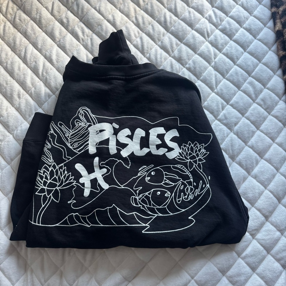 Good American Crew Neck